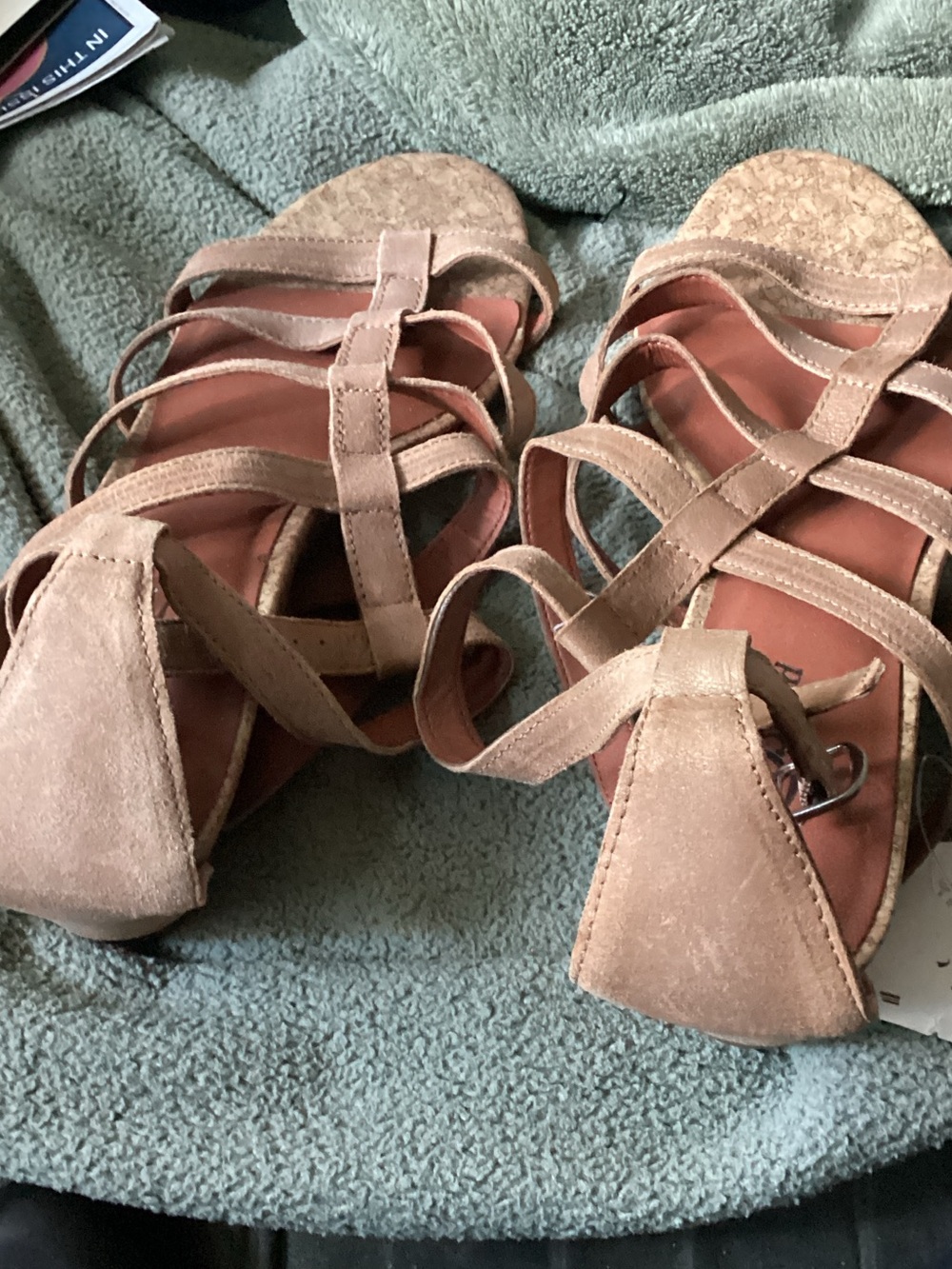 Lucky Brand Women's Tan Suede Strappy Sandals